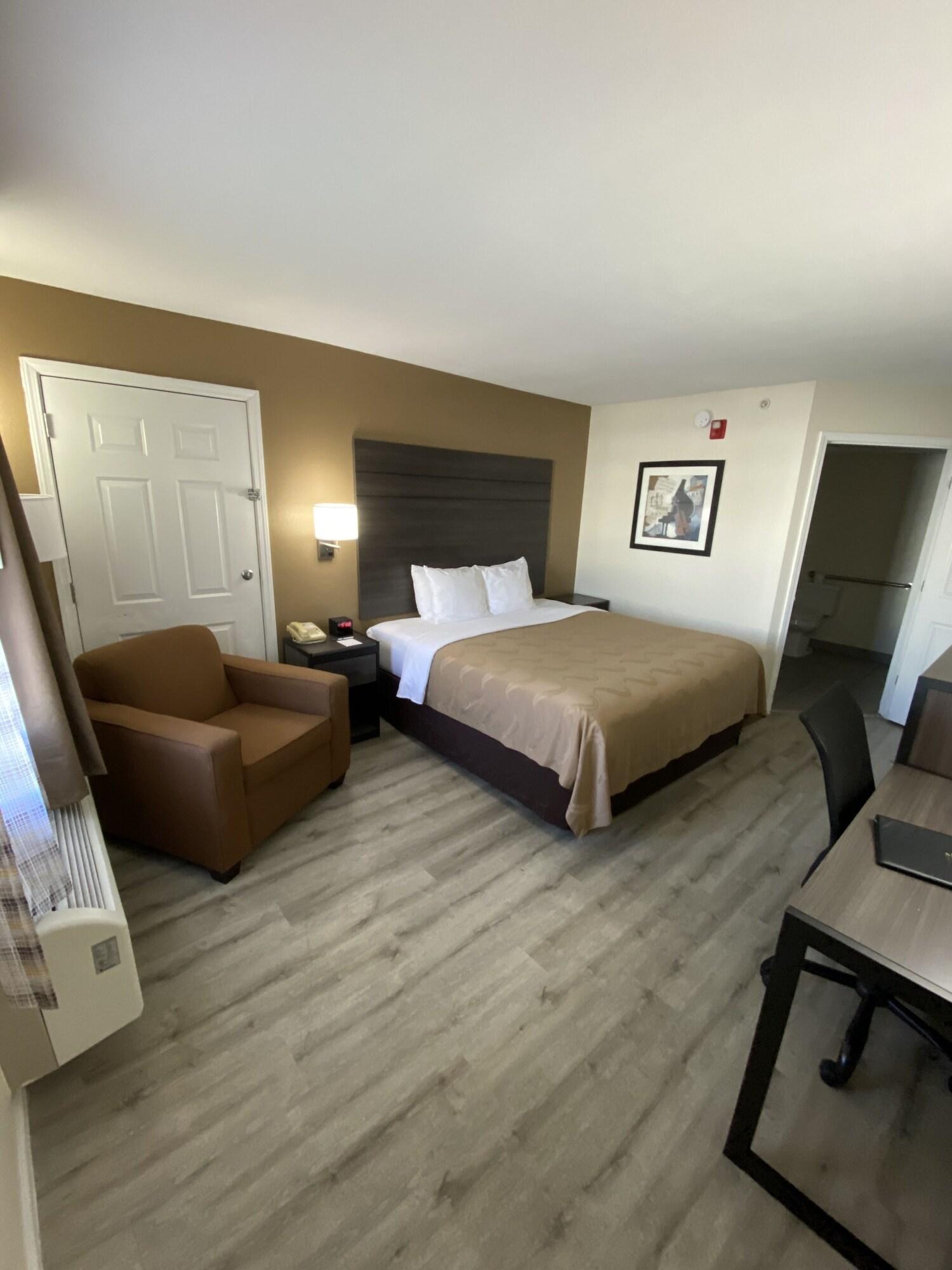 Quality Inn Branson - Hwy 76 Central Exterior photo